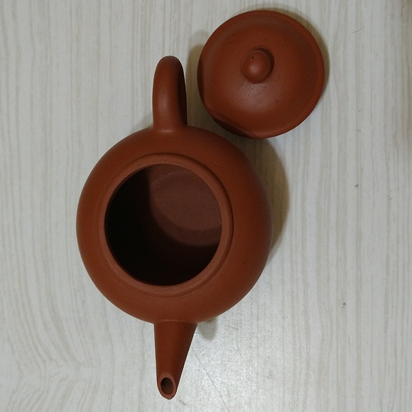 Vintage RARE Chinese Red Clay Mini Teapot / Handmade Yixing Zisha - Picture 2 of 5